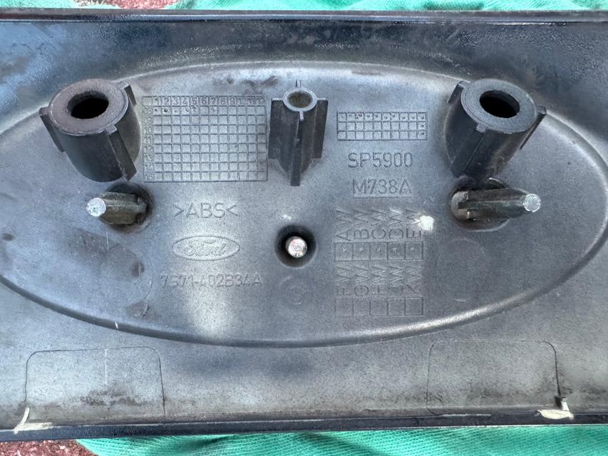Ford Mondeo Apdaila galinio dangčio 7S71-402B34A 2