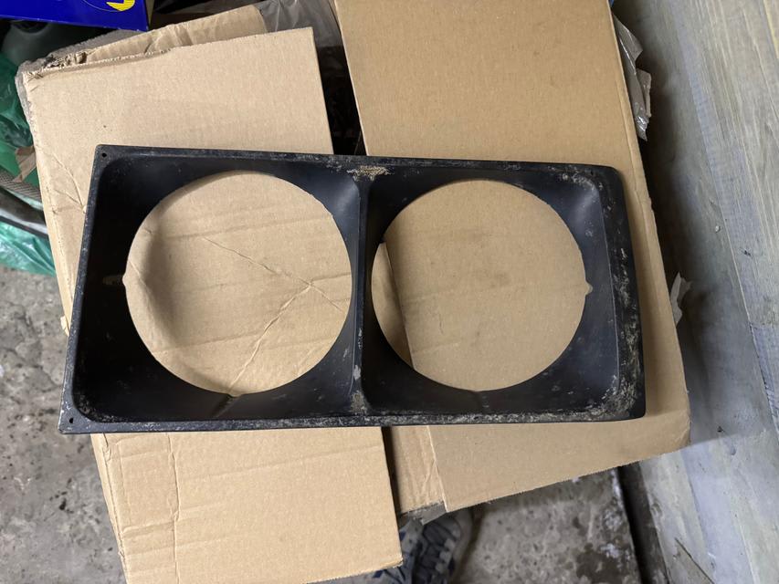 Lada 2106 Grotelės viršutinės 2106-8401016 1