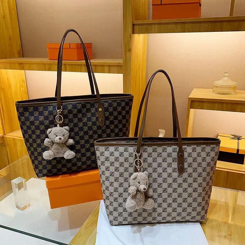 Other Teddy totes