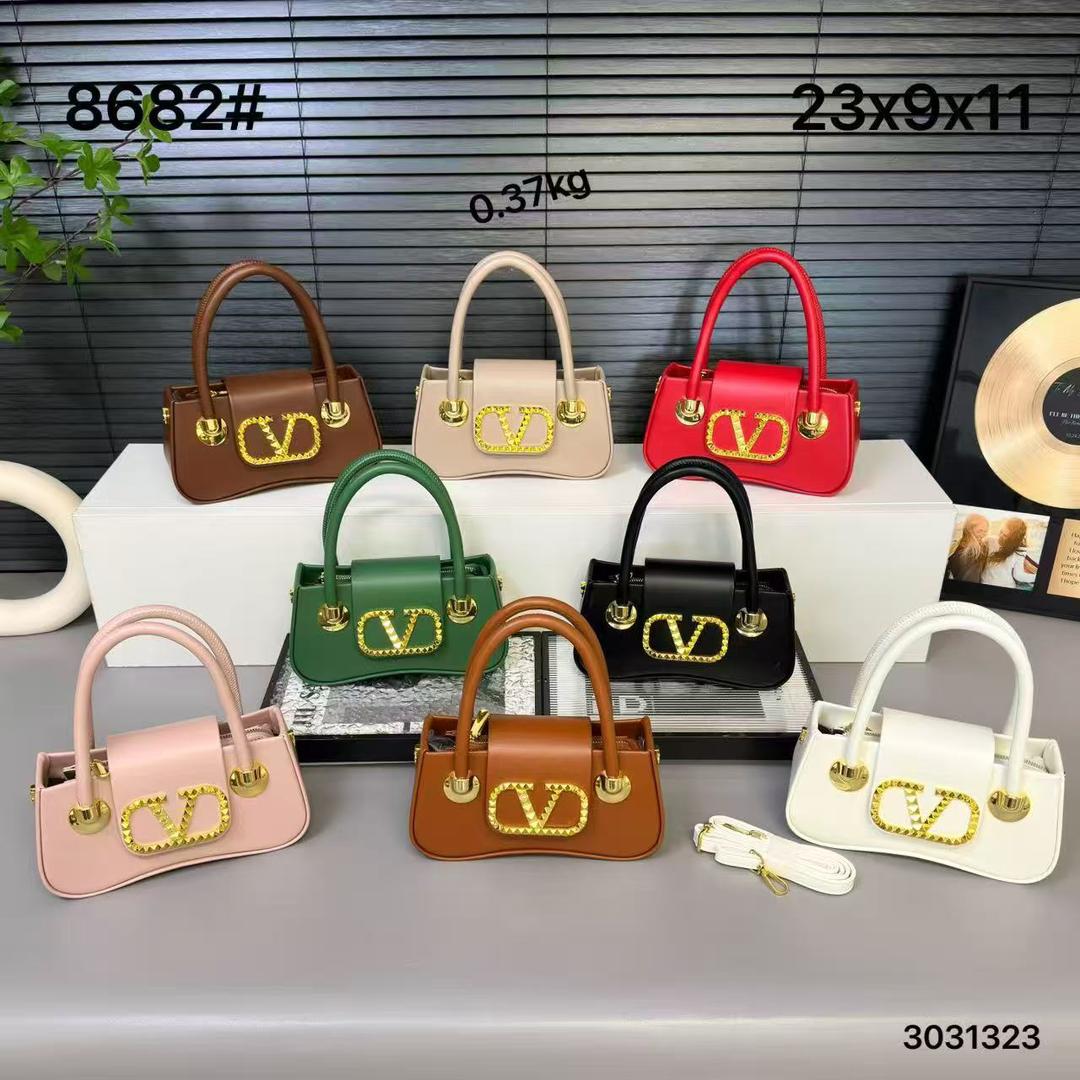 Louis Vuitton V bos bag 