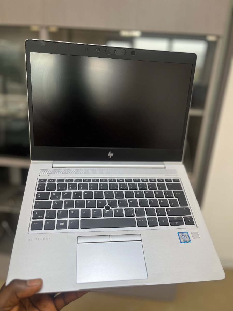HP Elitebook 830 G6