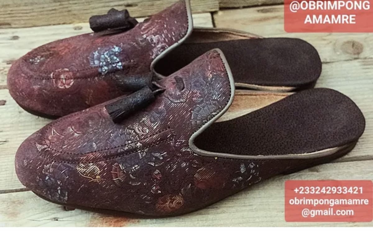 Brown flower halfshoe