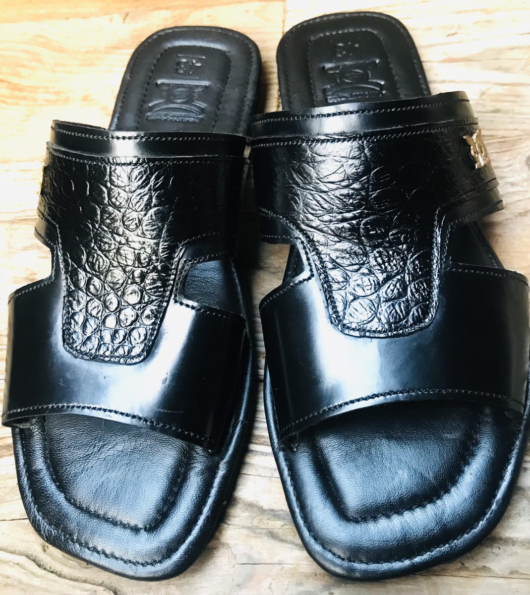 Black gator/mirror insole sport