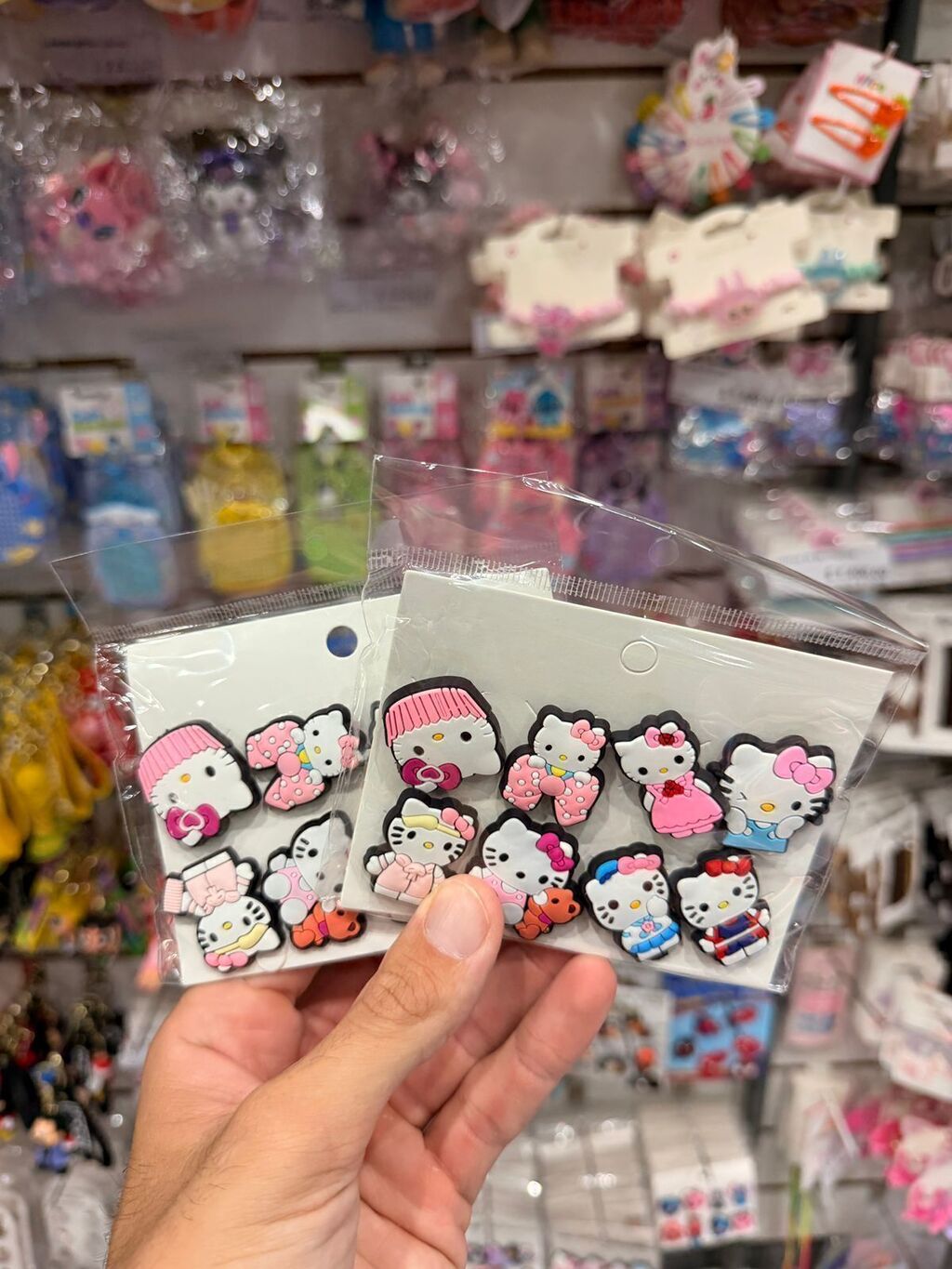 PINS CROCS X8 KITTY