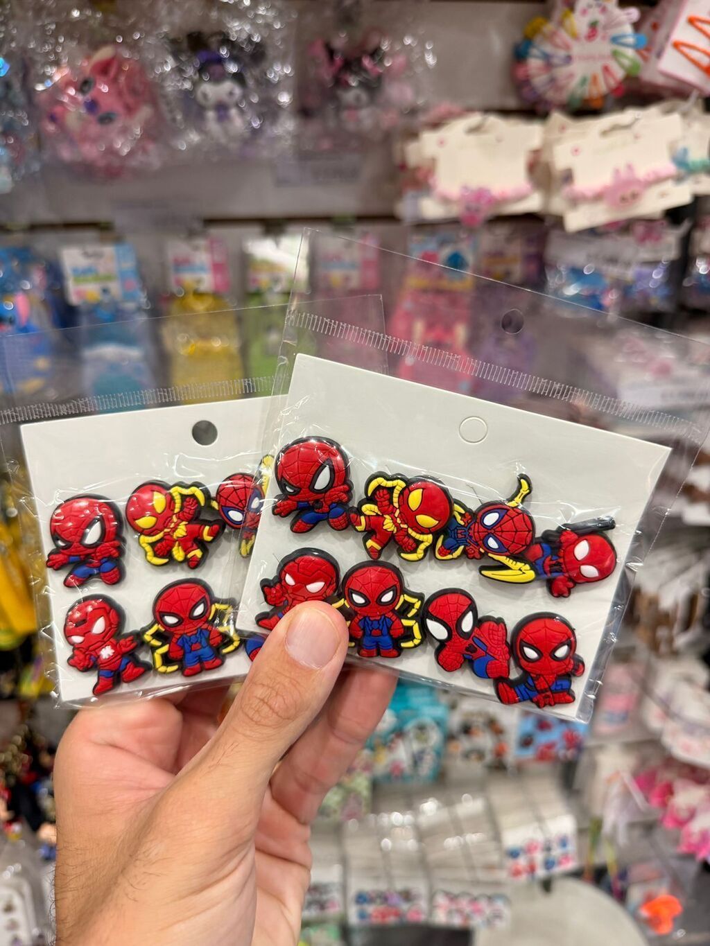 PINS CROCS X8 SPIDERMAN