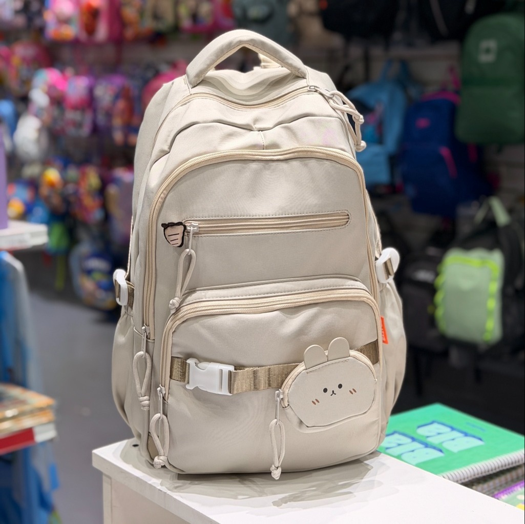 Mochila con monedero conejito
