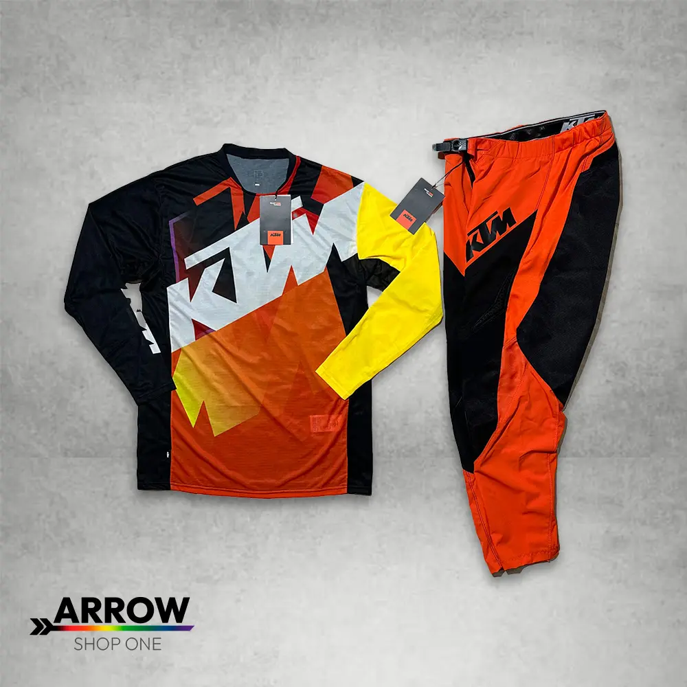 TRAJE KTM POUNCE