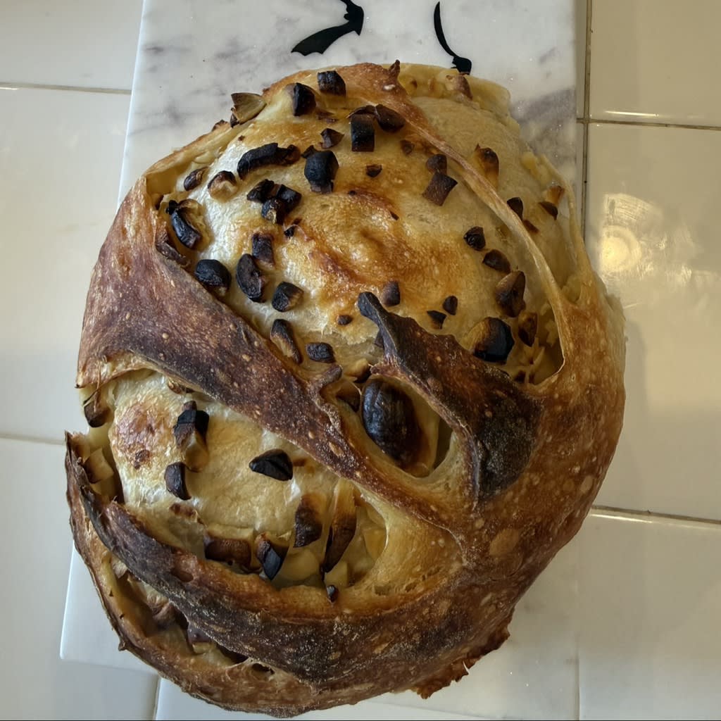 Garlic sourdough