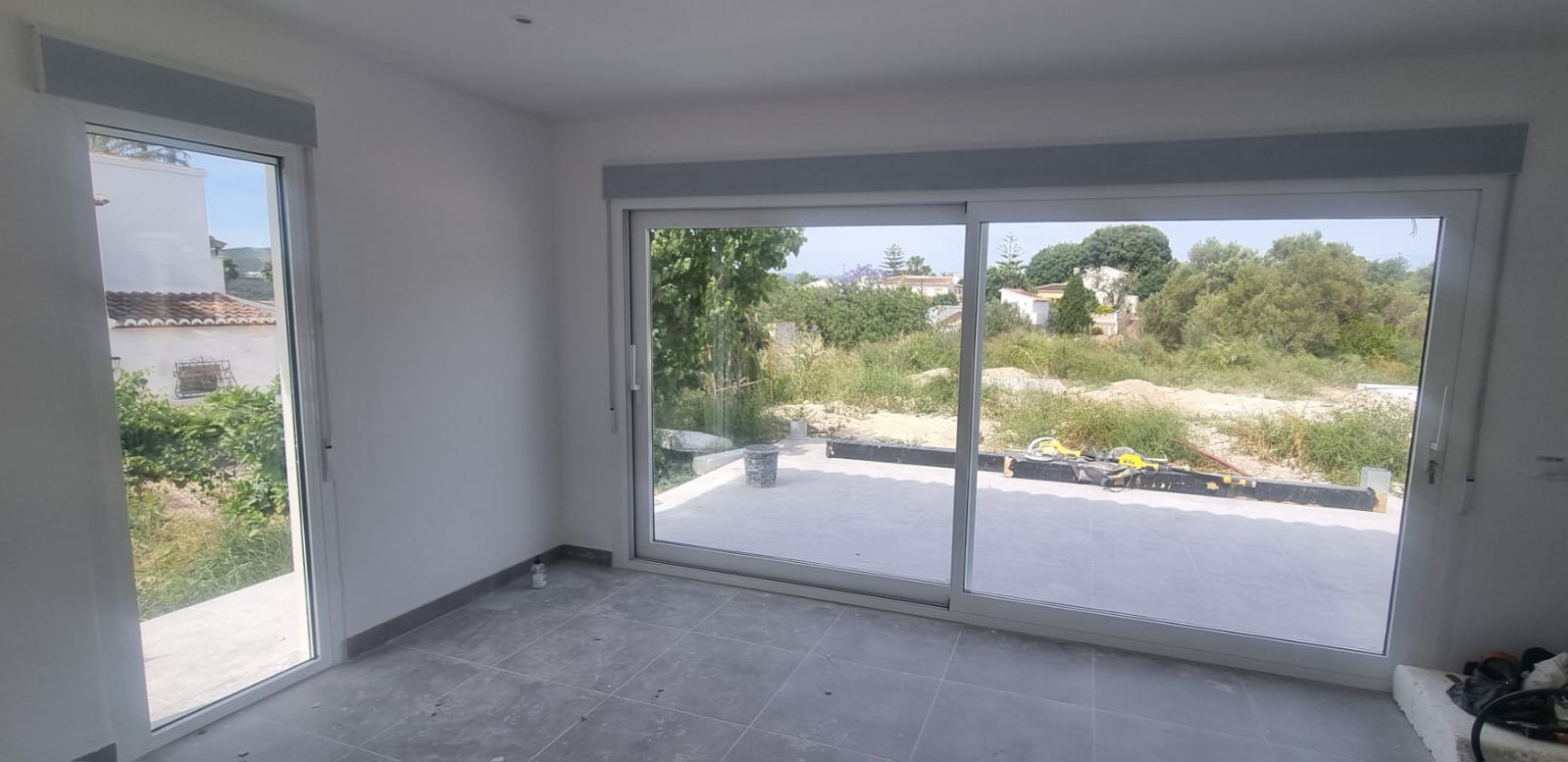 Correderas de aluminio en chalet de lujo en Jávea
