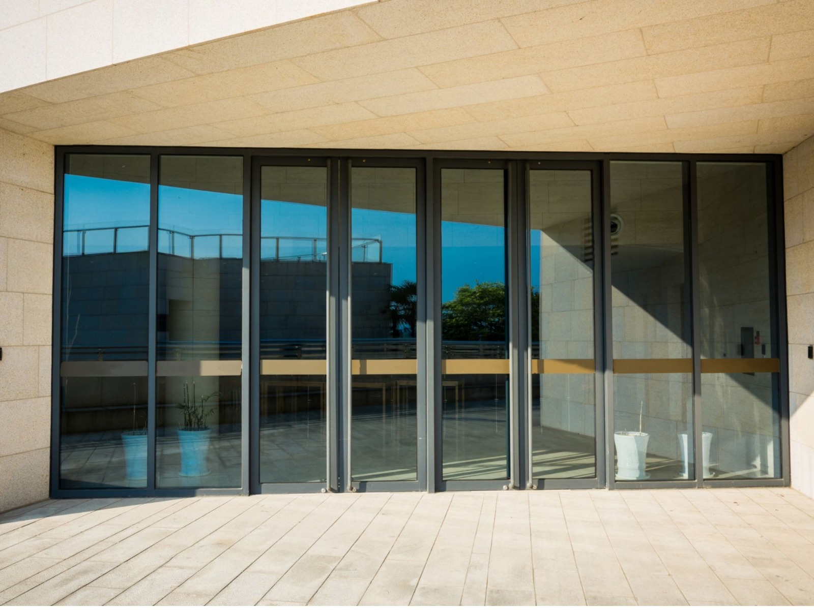 Mamparas de aluminio para interiores en Elche