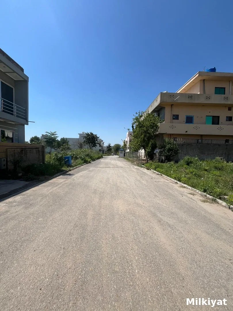 7 Marla Sunface Solid Land Residential Plot For Sale — photo 3