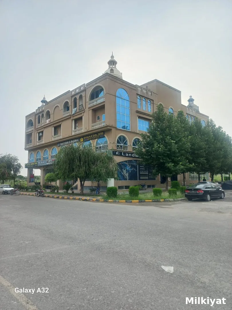 1 Bed 757 Sq.ft Apartment For Sale In Gulberg