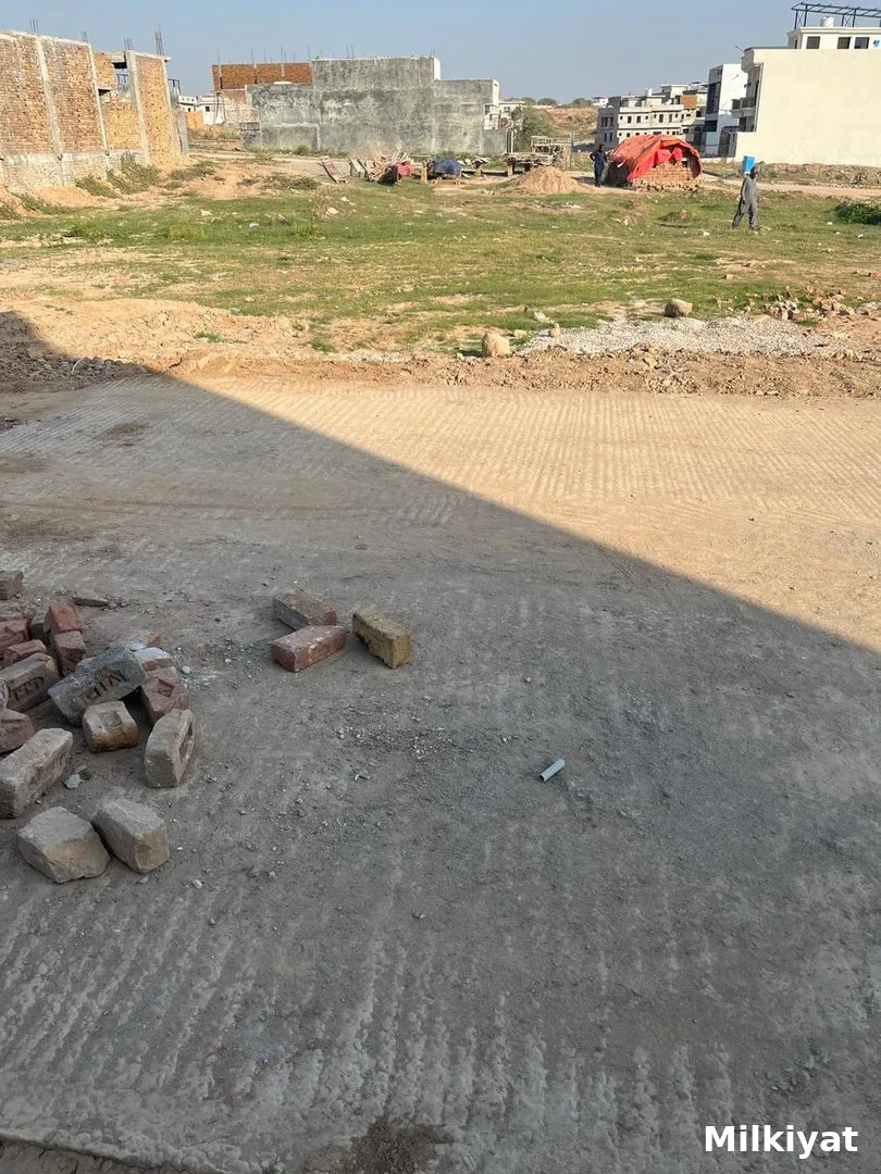 7 Marla Residential Plot Lop Clear  — photo 1