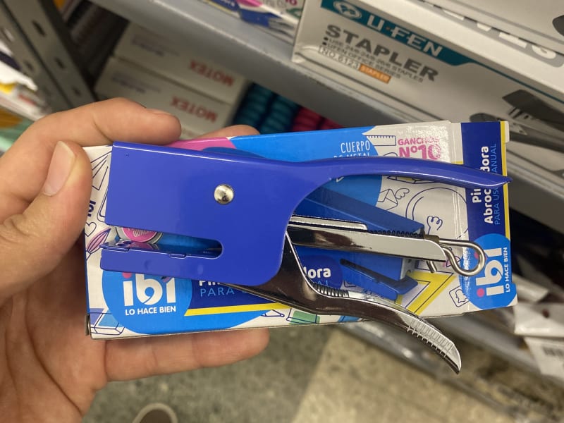 ABROCHADORA PINZA IBI N10