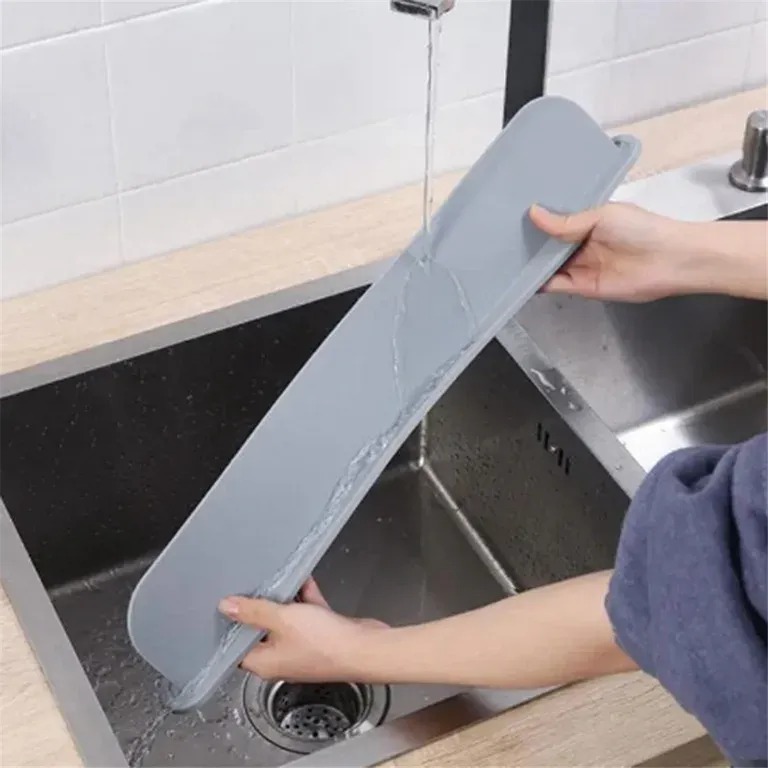 Silicone Sink Splash Guard | Flexible Water Stopper for Kitchen & Bathroom Sinks