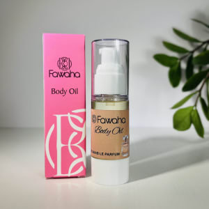 زيت للجسم برائحة ايلي صعب 2