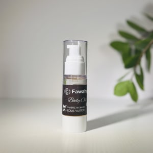 زيت للجسم برائحة عنبر لويس فيتون