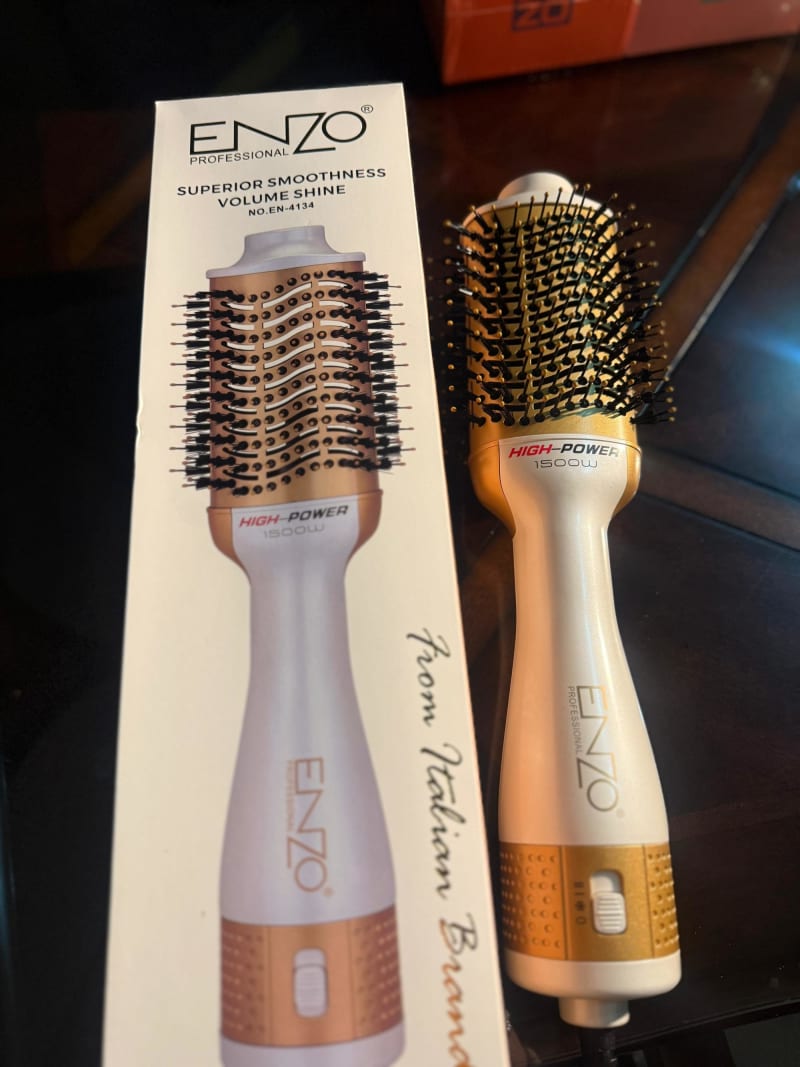 فرشاة اينزو فوليوم ماجيك