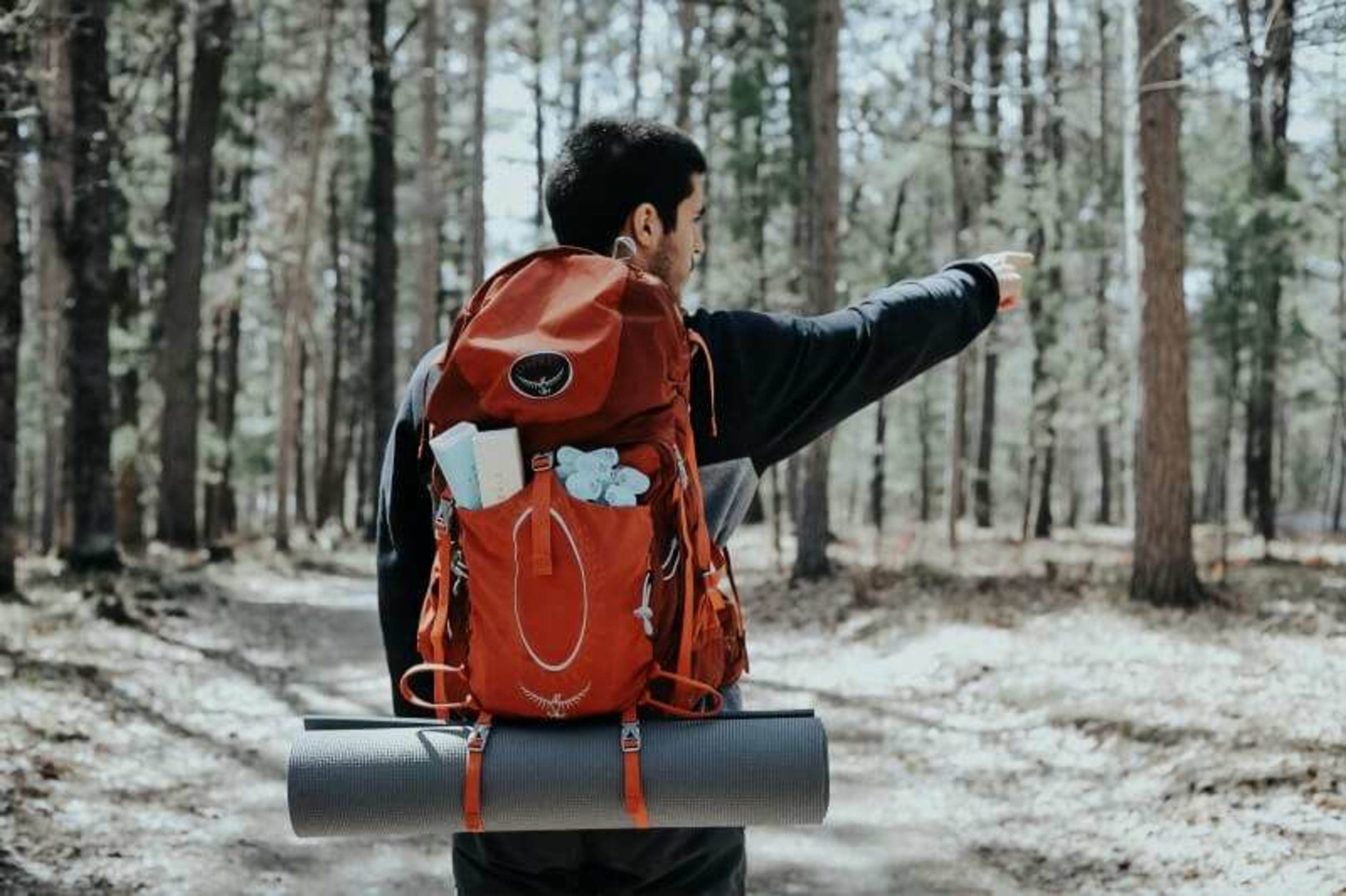 10 Essential Items for Your Walking Pack