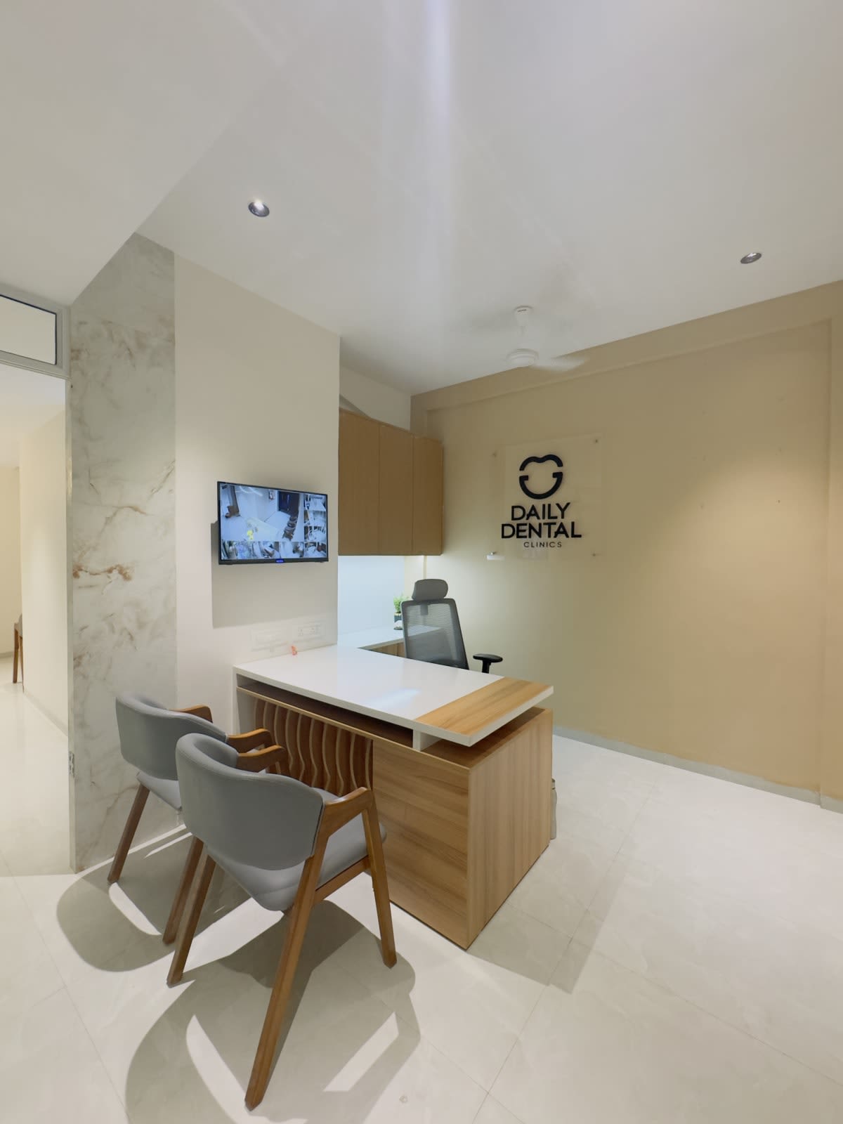 Daily Dental Clinics clinic photo