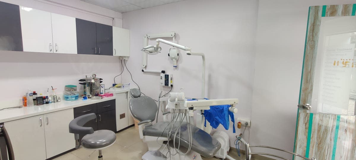 Dentcity Dental Clinic in kharadi | Dentist in Kharadi, Pune | Root Canal, Wisdom Tooth Extraction & Dental Implant clinic photo