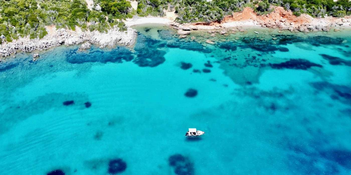 Παραλία Κόκκινα