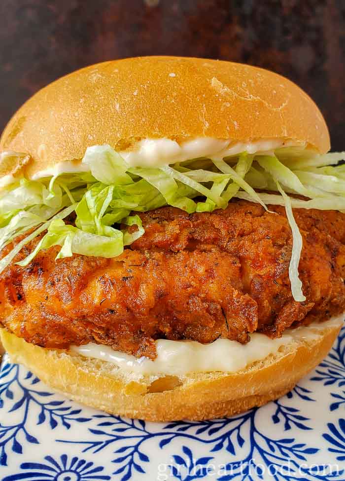 Chicken Fry Burger - New Tasty Bites, Mahul Azamgarh Phoolpur