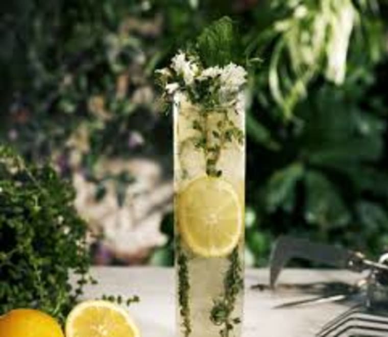 Elderflower Collins
