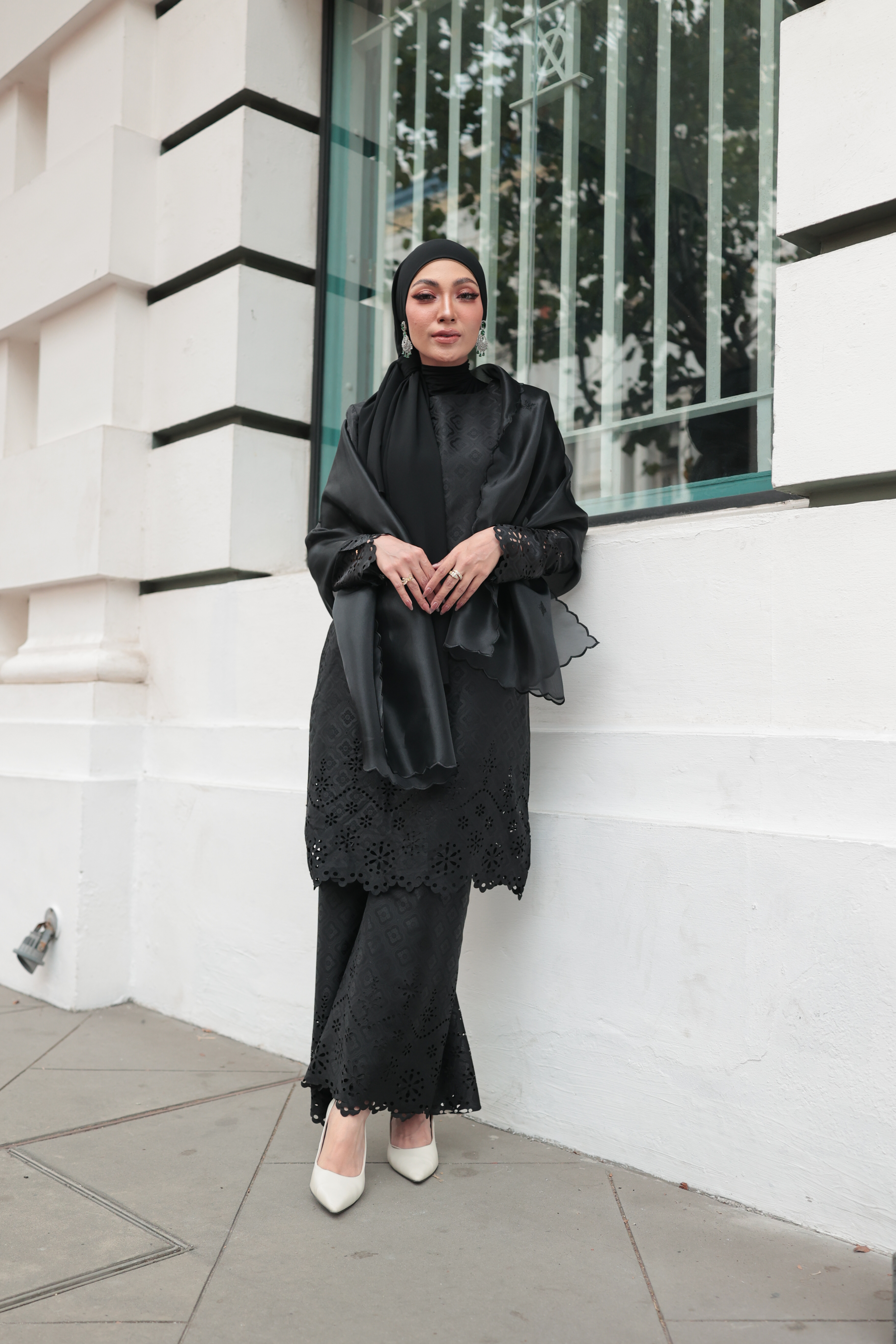 Ishara Collection - Black