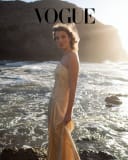 Alex Vidal's new wedding dresses: a contemporary ode to nature by Dos más en la mesa