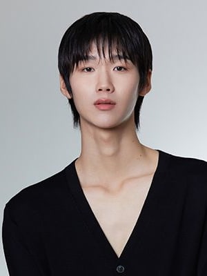 Hyun Jong Hwang — photo 6