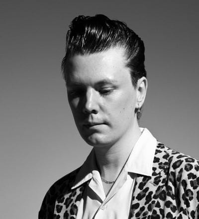 10-men-in-jackets-9.jpg