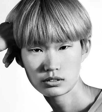 15-faces-of-fashion-week-4.jpg