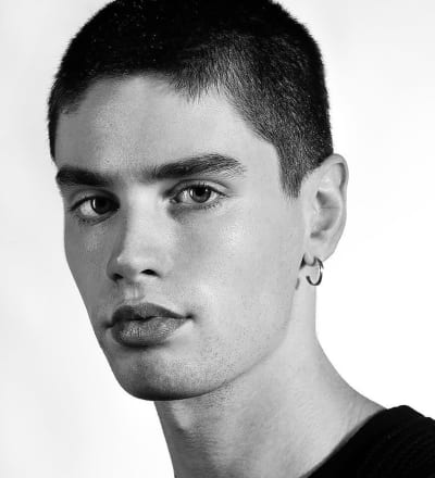 15-faces-of-fashion-week-9.jpg