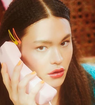 4-makeup-looks-and-hairstyles-perfect-for-virtual-prom-7.jpg
