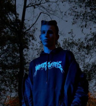a-boy-walks-home-alone-at-night-by-niklas-bergstrand-3.jpg