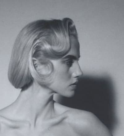 a-kind-of-girl-helmut-would-love-4.jpg