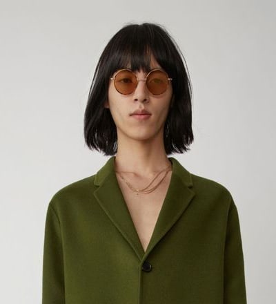acne-studios-mens-f-w-18-lookbook-2.jpg