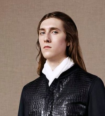 alexander-mcqueen-lookbook-pre-s-s-2016-5.jpg
