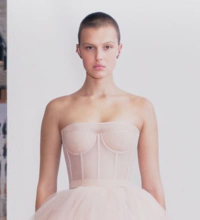 alexander-mcqueen-pre-fall-2021-womens-collection-3.jpg