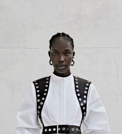 alexander-mcqueen-pre-spring-23-lookbook-12.jpg
