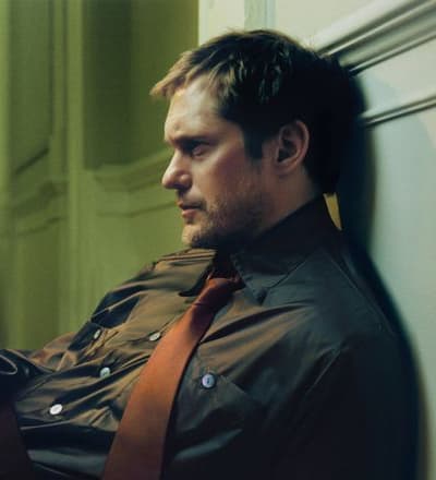 alexander-skarsgard-du-coeur-a-loutrage-1.jpg