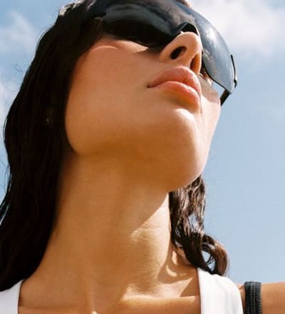 alo-summer-campaign-26-27.jpg
