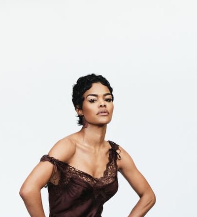 american-vogue-2025-24-2.jpg