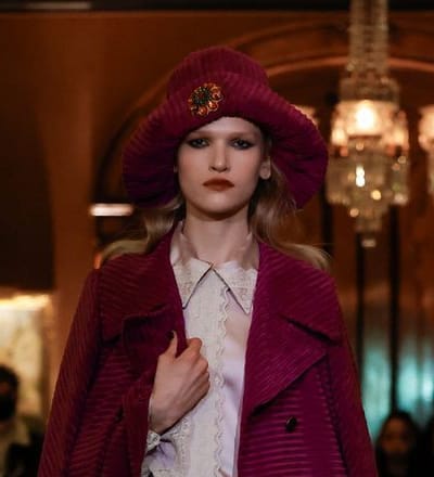 anna-sui-f-w-25-show-7.jpg