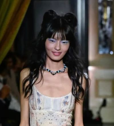 anna-sui-s-s-26-show-10.jpg