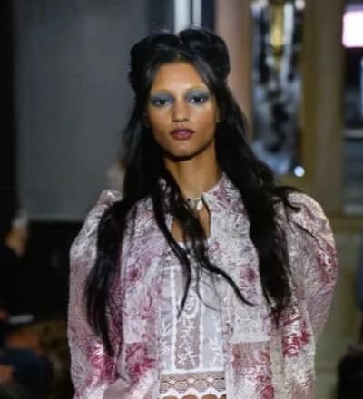 anna-sui-s-s-26-show-13.jpg