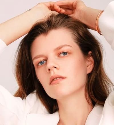 antonia-for-luxury-aficionados-7.jpg
