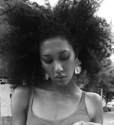 aoki-lee-simmons-5.jpg