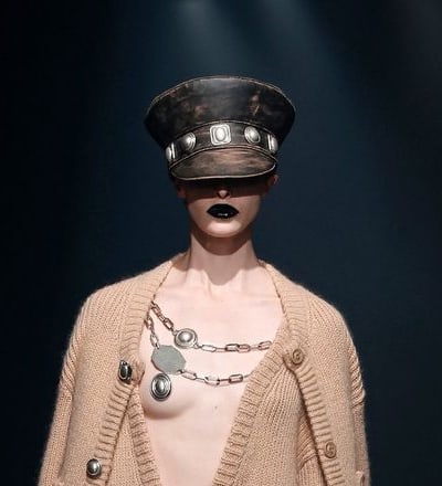 area-f-w-24-show-18.jpg